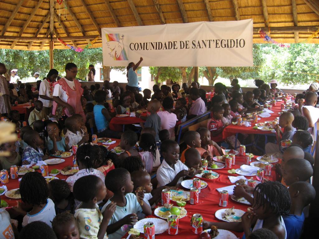 Natale, Sant'Egidio: a tavola con i poveri perché tutti hanno diritto al futuro